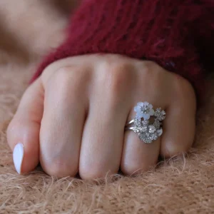 Bague  Argent Rhodié garanti  fleur de nacre fleur en amande soldeargent - 40%