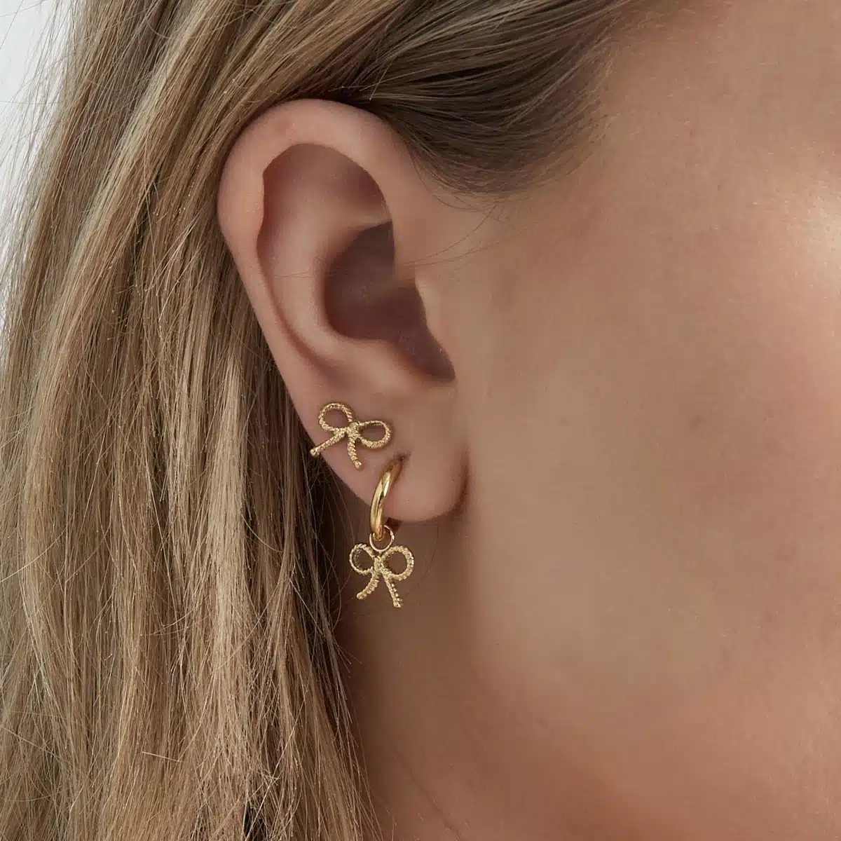 Puces d’oreilles JOLI NOEUD – Doré – Image 2