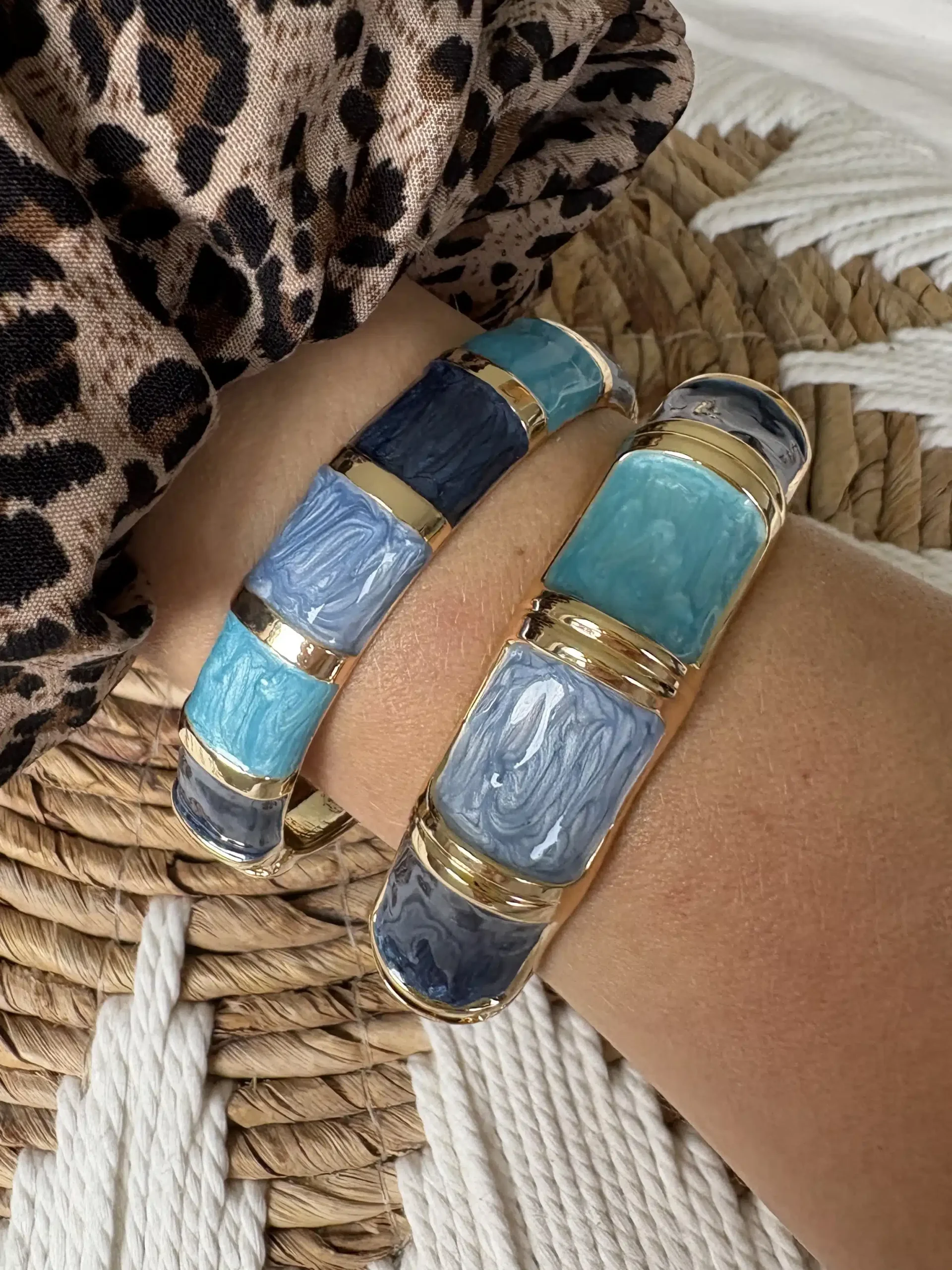 Jonc ZOE – Doré & Bleu – Image 2