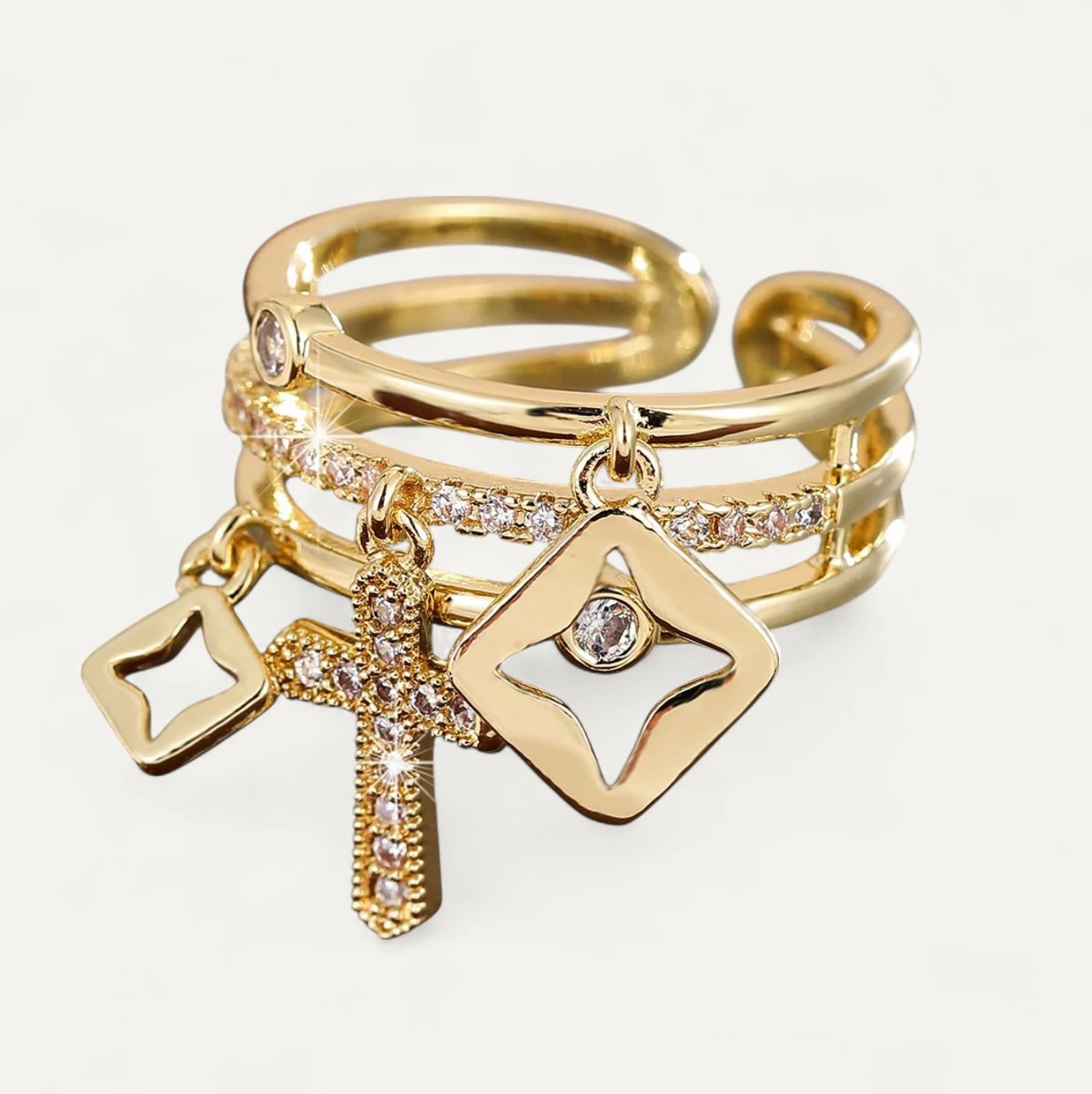 Bague Croix Charms Élégance