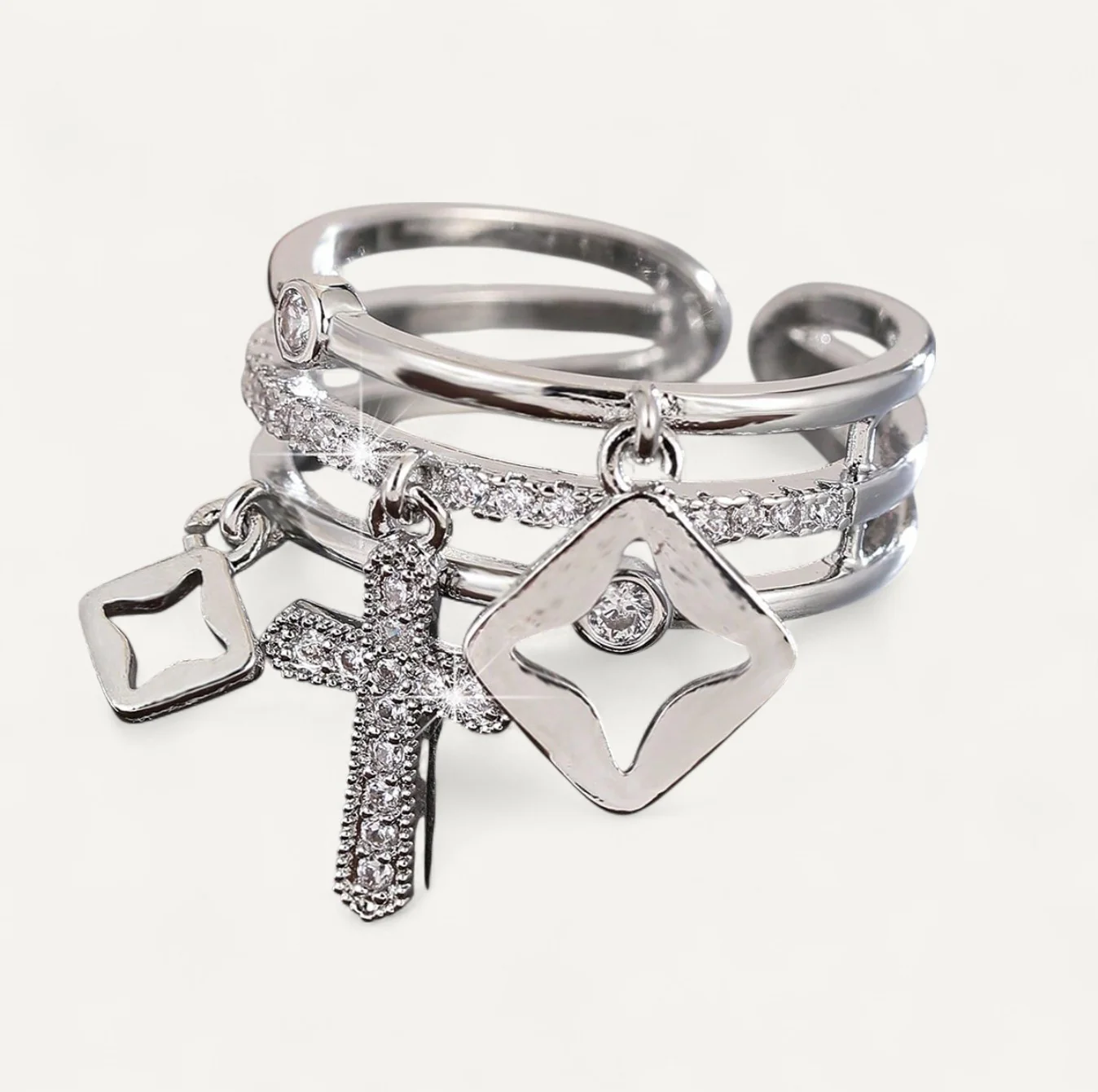 Bague Croix Charms Élégance – Image 4