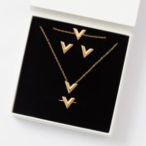 Ensemble 4 pièces en acier