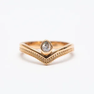 Bague plaqué Or 750 18 carats 3 microns garanti 10 ans bijouxcn  la pierre en V