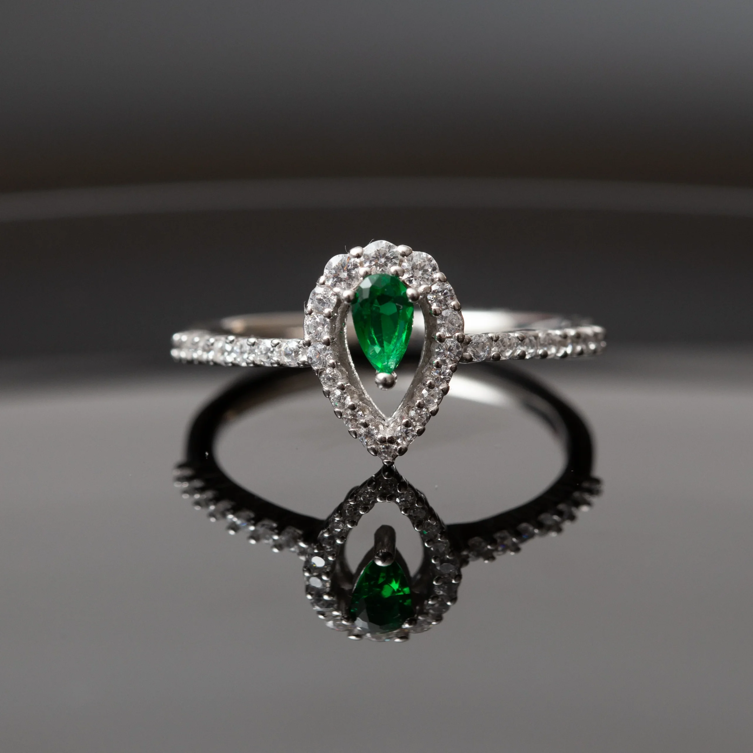 Bague argent rhodié garanti avec un motif amandé tendance pour cet été – Image 3