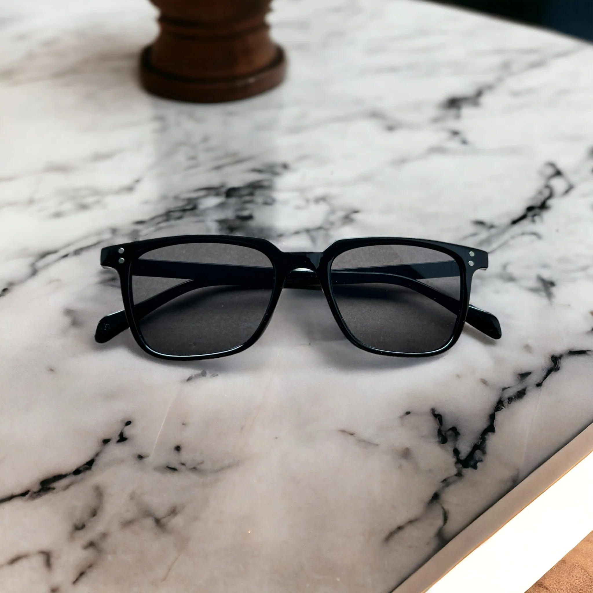 LUNETTES DE SOLEIL - LA NUMERO 2 – Image 3