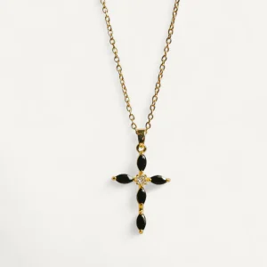 Collier Croix Dorée & Pierres Noires Élégantes