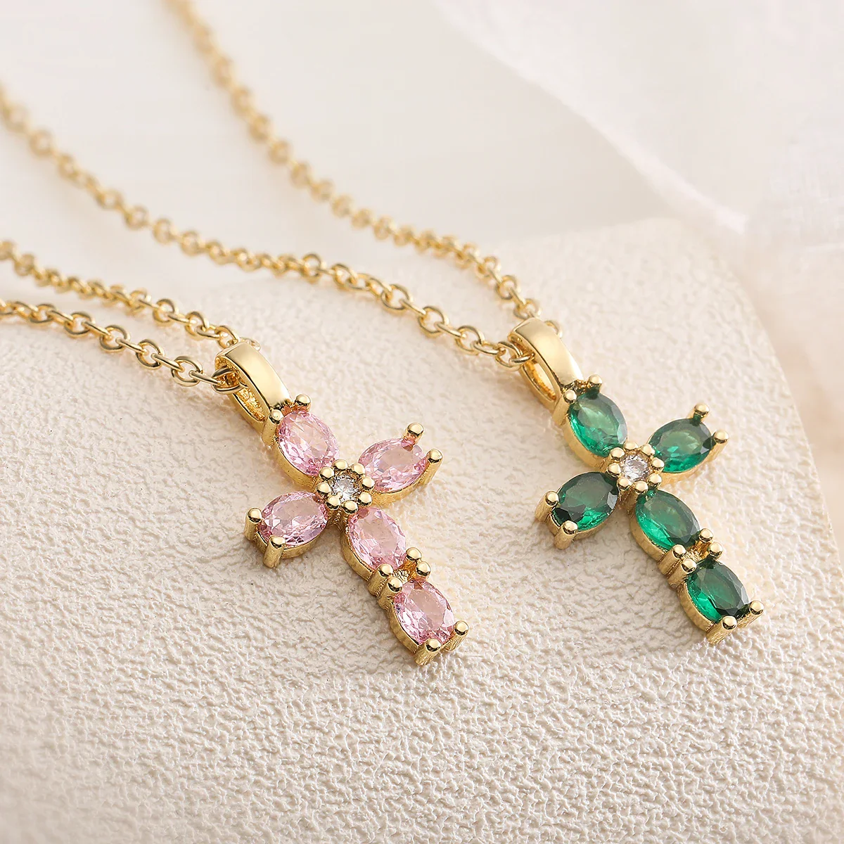 Collier Croix Élixir – Image 2