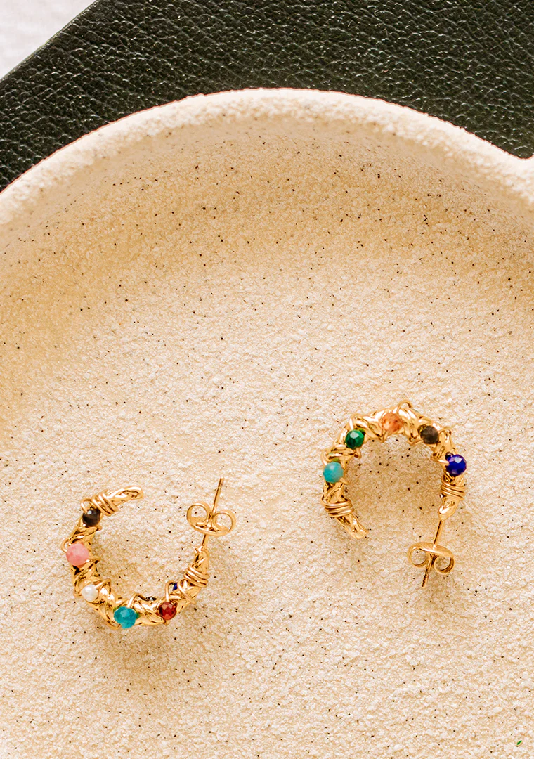 Créoles Amira - Multi-pierres - Petites – Image 3