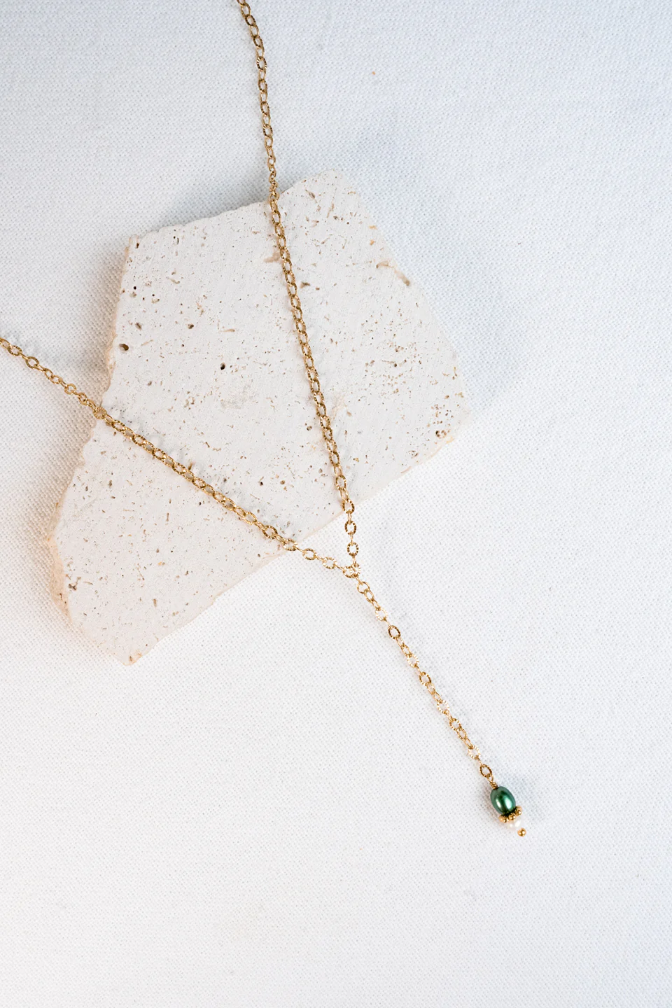 Collier Calypso - Perles d’eau douce blanche & verte – Image 5