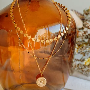 Collier triple rangs Alma