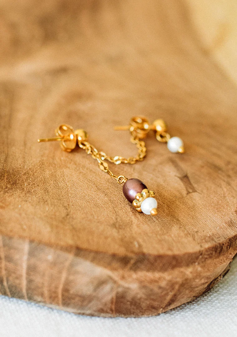 Double boucles Calypso - Perles d’eau douce blanches & rose – Image 4