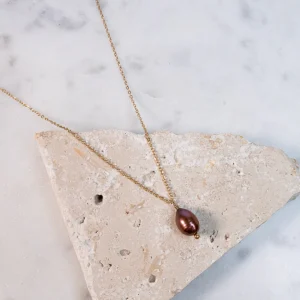Collier Tina - Perle d’eau douce bordeaux